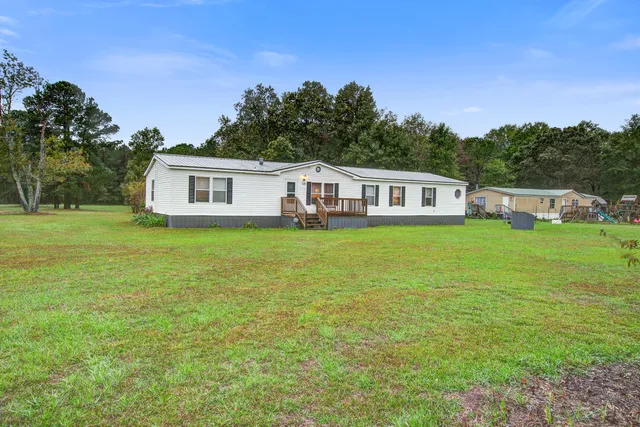 $239,900 | 131 Lizzie Avenue, Cross, SC 29436