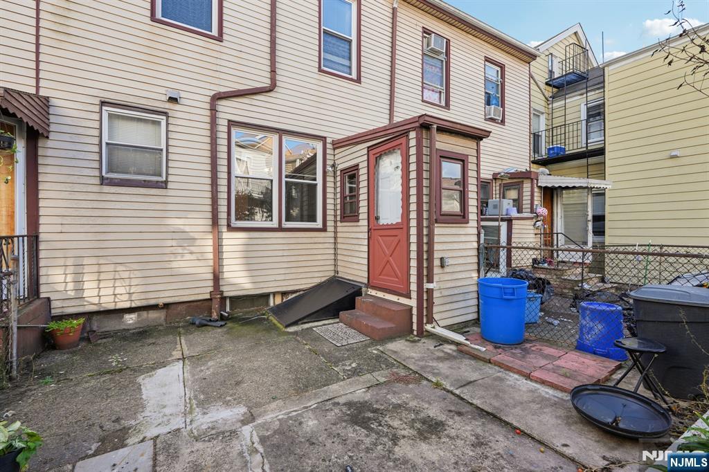 417 Lafayette Street Newark, NJ 07105 - Photo 10 of 10