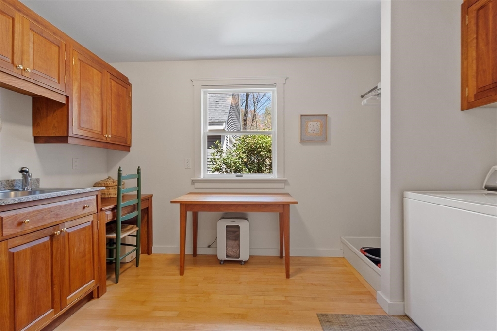 117 Ayer Road Harvard, MA 01451 - Photo 18 of 41