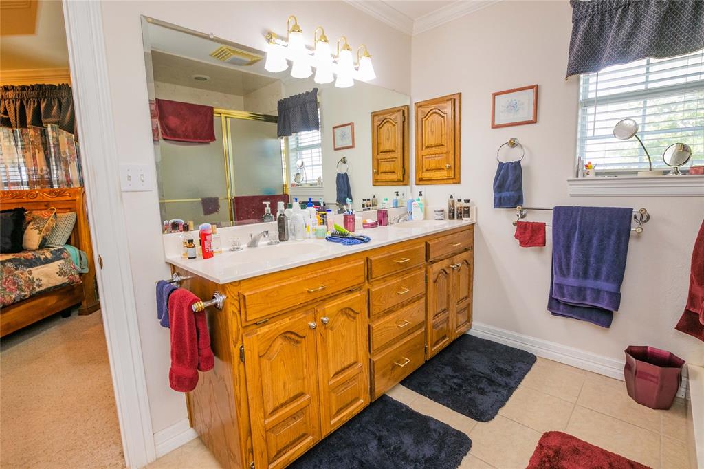 2424 Fm 3297 Ector, TX 75439 - Photo 13 of 38 Primary Bathroom