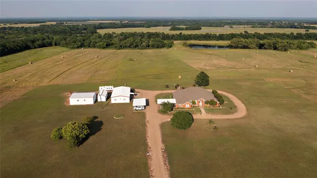 $1,525,000 | 2424 Fm 3297, Ector, TX 75439