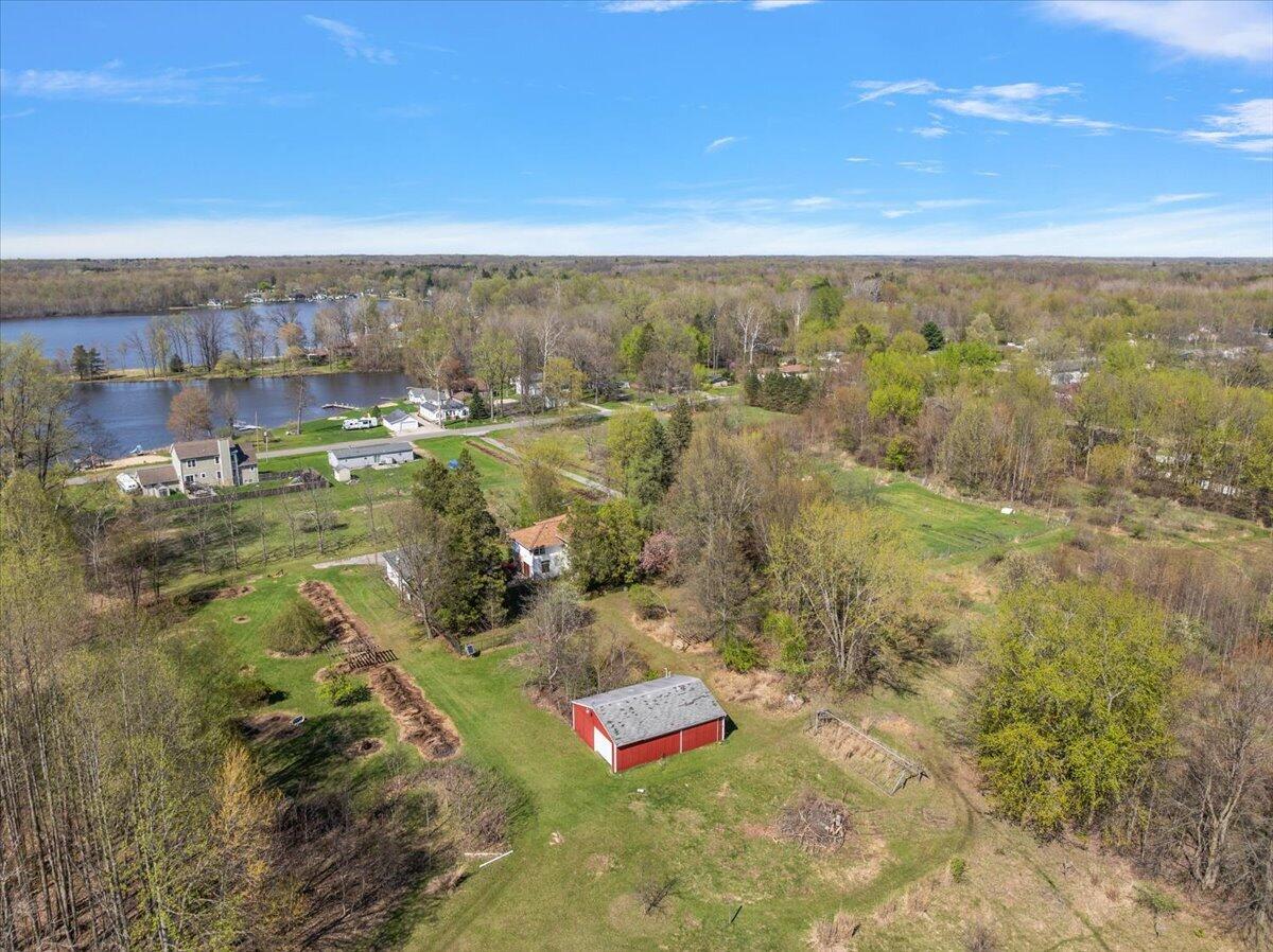 7038 Little Paw Paw Lake Road Coloma, MI 49038 - Photo 4 of 36 18-7038 Little Paw Paw Lake Rd-24