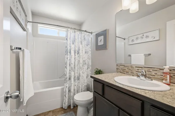 $465,000 | 2016 South 57th Avenue, Yakima, WA 98903