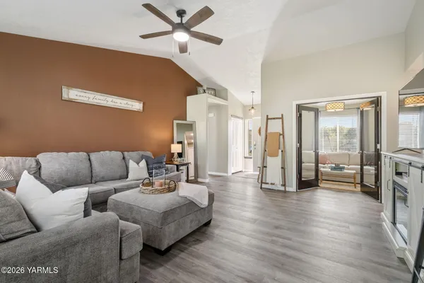 $465,000 | 2016 South 57th Avenue, Yakima, WA 98903