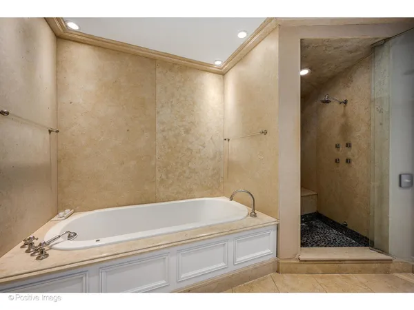 $4,495,000 | 1811 North Howe Street, Chicago, IL 60614