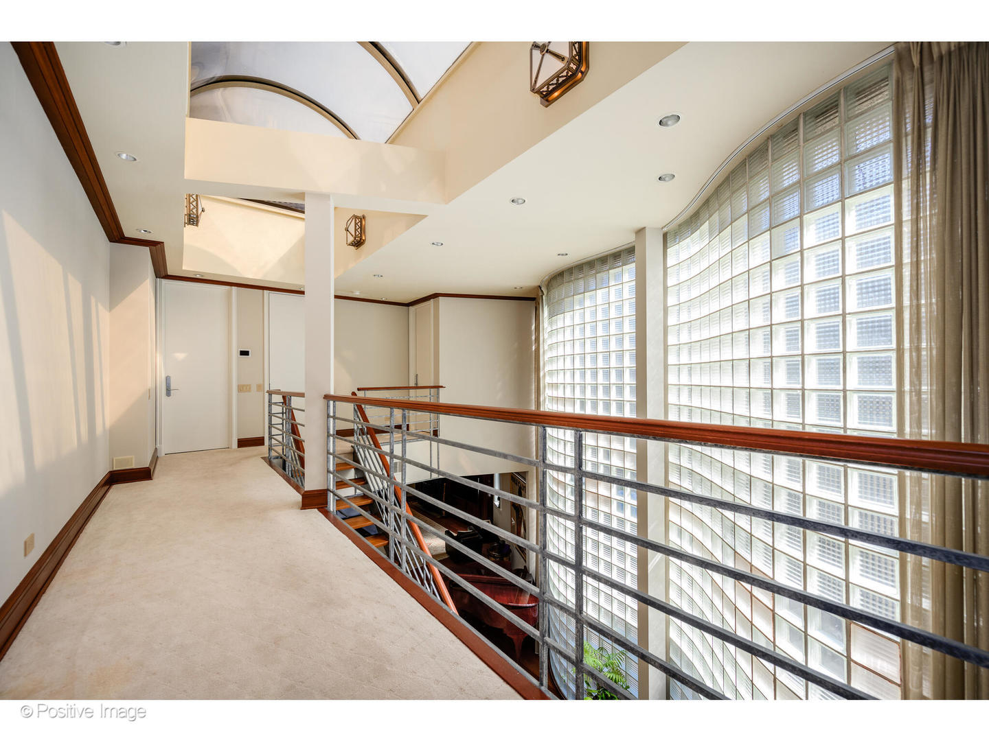 1811 North Howe Street Chicago, IL 60614 - Photo 30 of 42 a view of a living room and a window