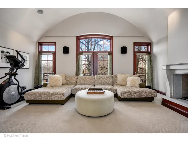 $4,495,000 | 1811 North Howe Street, Chicago, IL 60614