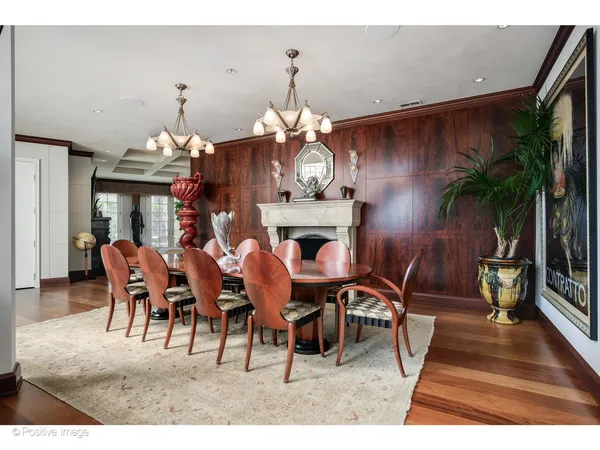 $4,495,000 | 1811 North Howe Street, Chicago, IL 60614