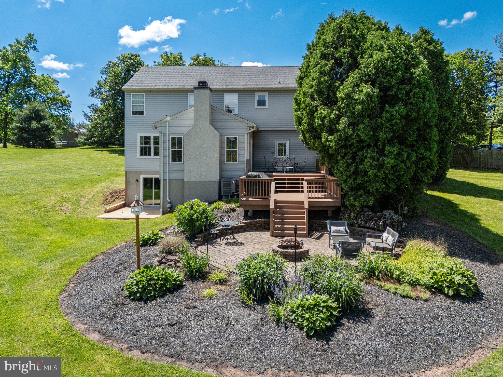 535 Richards Circle Pottstown, PA 19465 - Photo 31 of 44 a front view of a house with garden