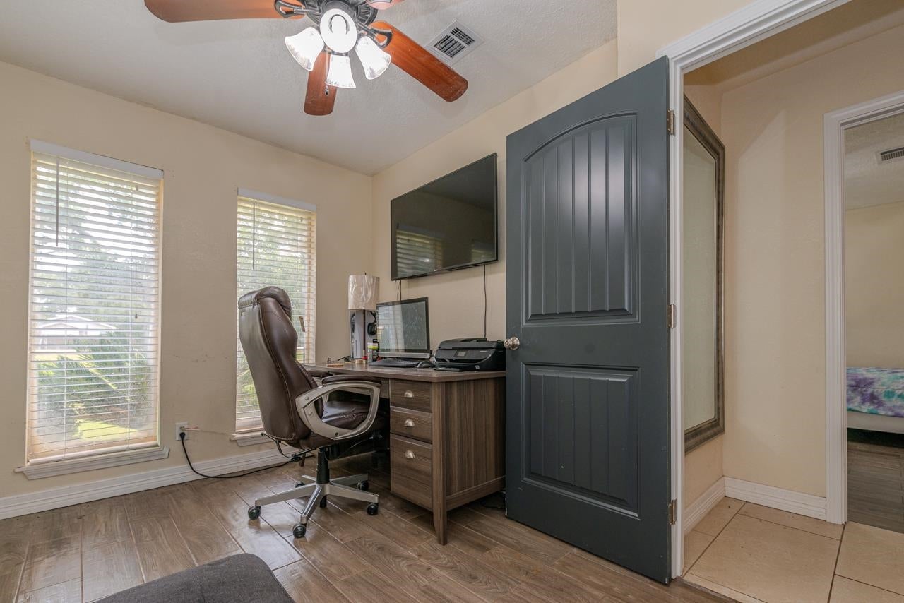 7050 Guess Road Beaumont, TX 77708 - Photo 29 of 50 Gallery Image 29