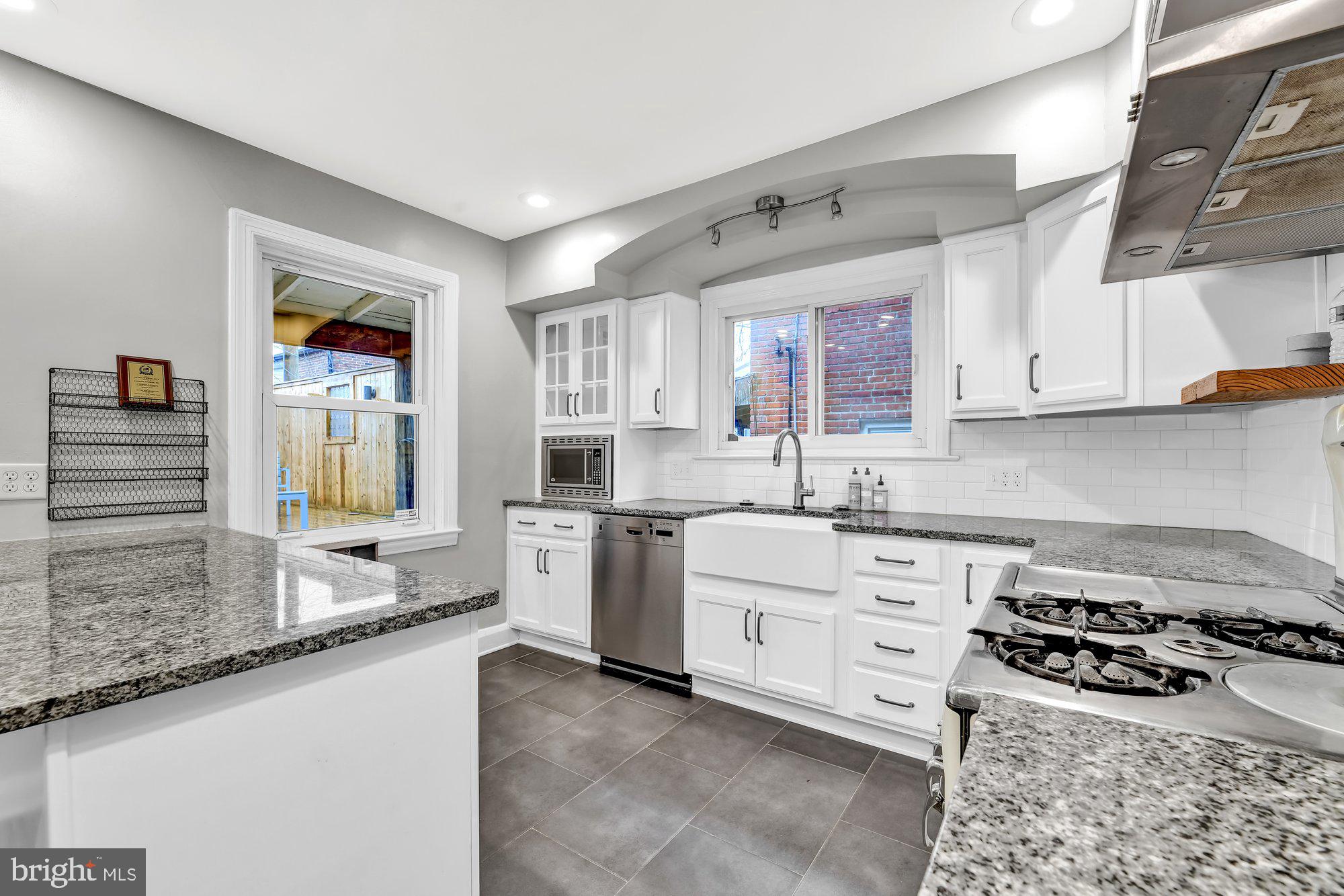 3707 Keswick Road Baltimore, MD 21211 - Photo 13 of 29