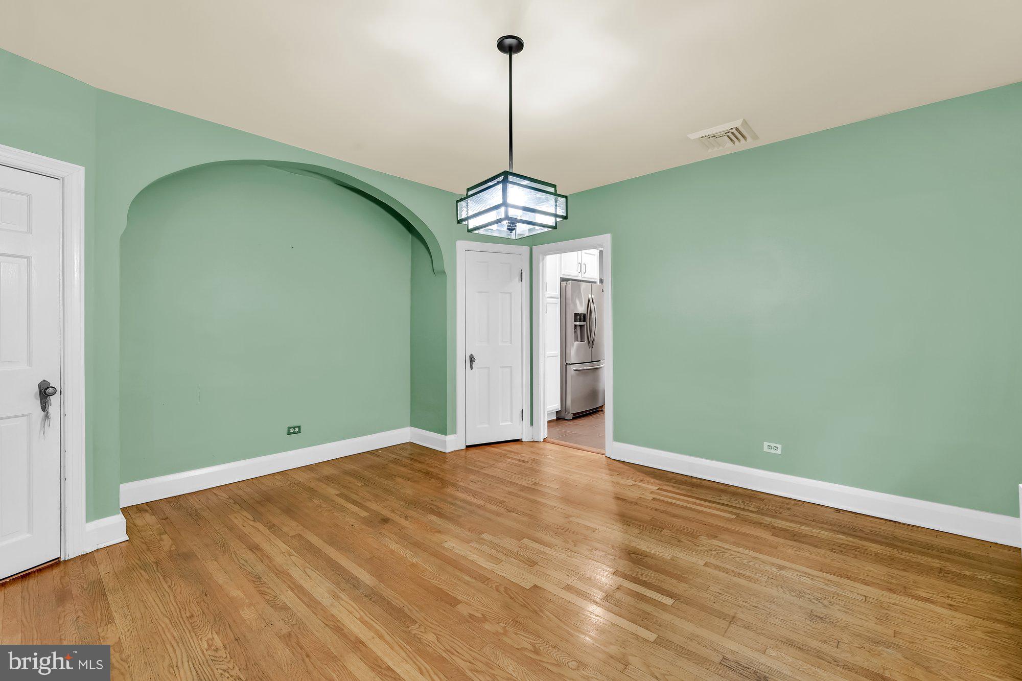 3707 Keswick Road Baltimore, MD 21211 - Photo 8 of 29