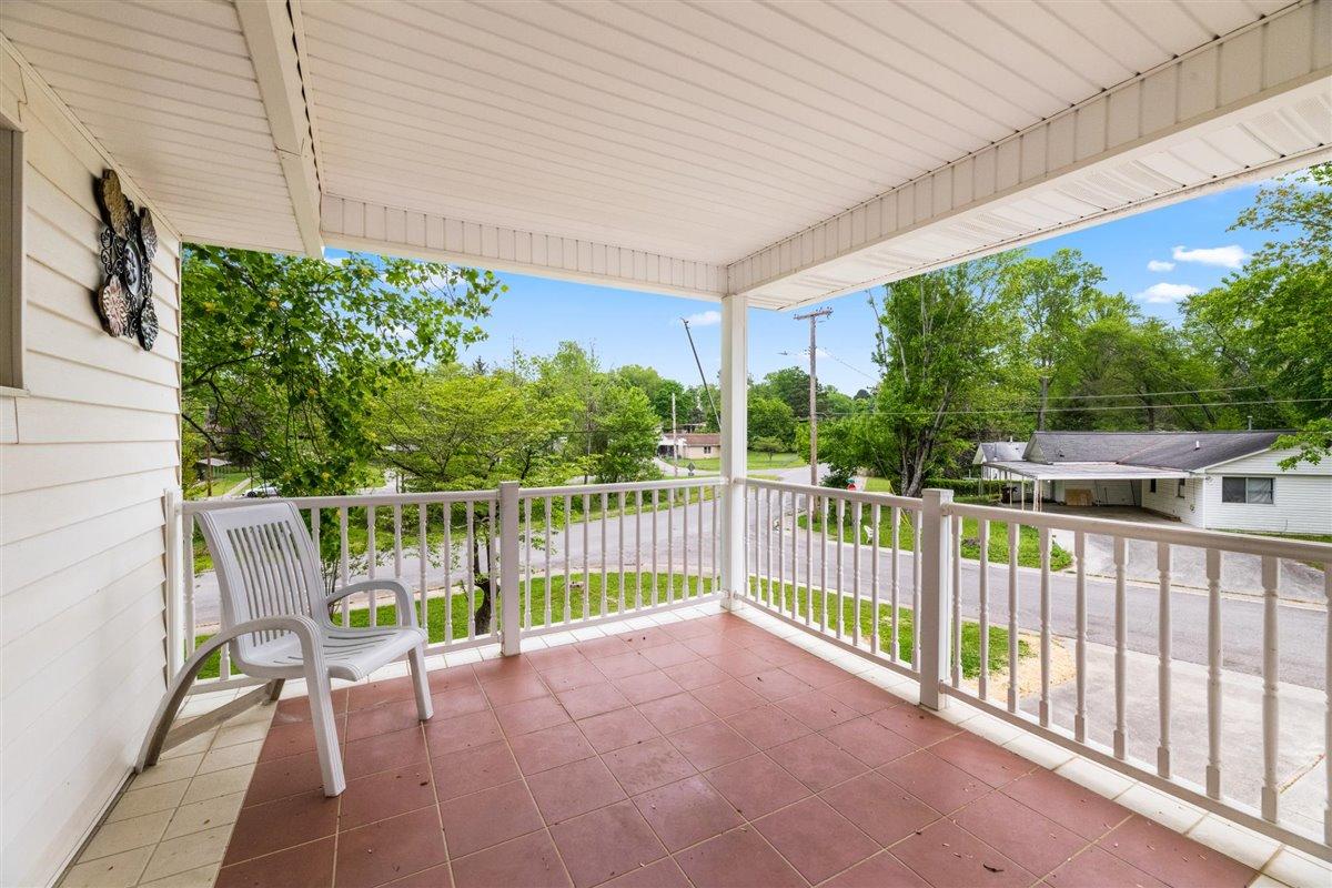 100 Park Lane Oak Ridge, TN 37830 - Photo 23 of 29 25-100-Park-Ln-Oak-Ridge-TN-28