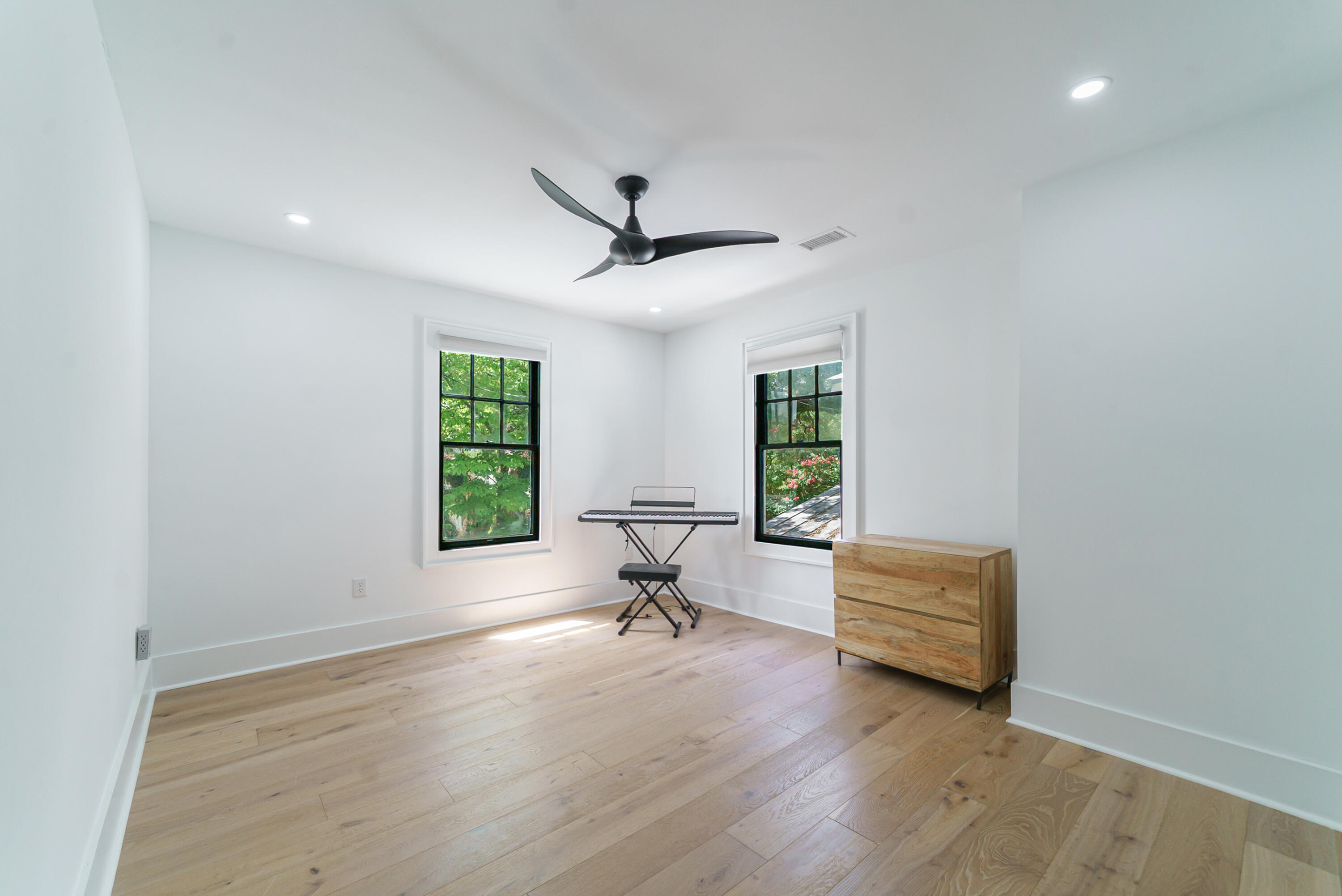 232 Congress Street Charleston, SC 29403 - Photo 35 of 73 82