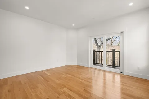 $950,000 | 6 Dellmore Road, Unit 3, Jamaica Plain, MA 02130