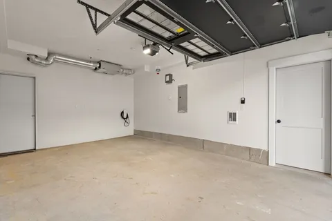 $950,000 | 6 Dellmore Road, Unit 3, Jamaica Plain, MA 02130