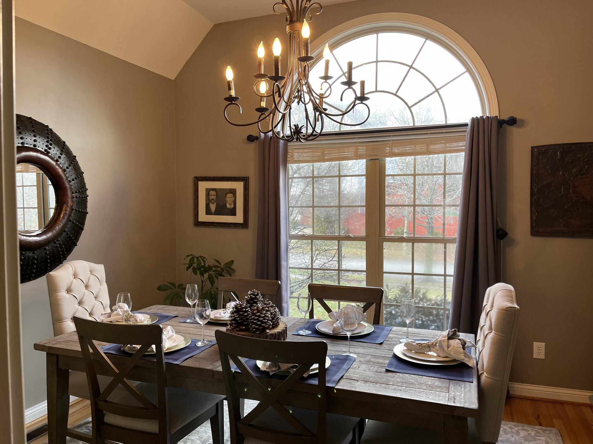 2233 Shaker Run Road Lexington, KY 40509 - Photo 14 of 49 Dining1