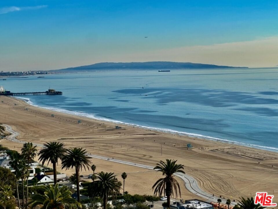 201 Ocean Avenue, Unit 1603P Santa Monica, CA 90402 - Photo 1 of 21