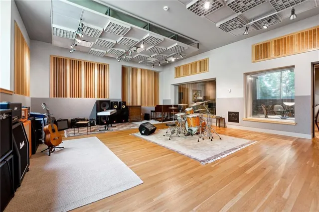 $6,000,000 | 811 Hawks Nest Court, Ball Ground, GA 30107