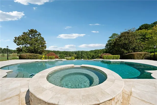 $6,000,000 | 811 Hawks Nest Court, Ball Ground, GA 30107