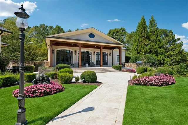 $6,000,000 | 811 Hawks Nest Court, Ball Ground, GA 30107