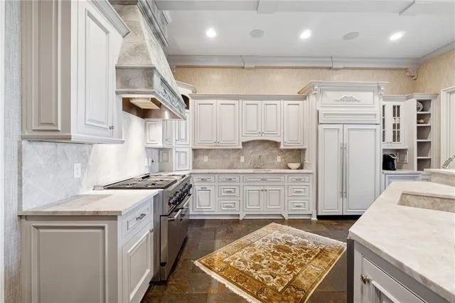 $6,000,000 | 811 Hawks Nest Court, Ball Ground, GA 30107