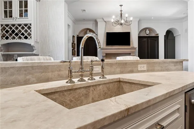 $6,000,000 | 811 Hawks Nest Court, Ball Ground, GA 30107