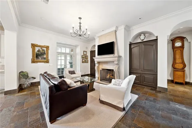 $6,000,000 | 811 Hawks Nest Court, Ball Ground, GA 30107