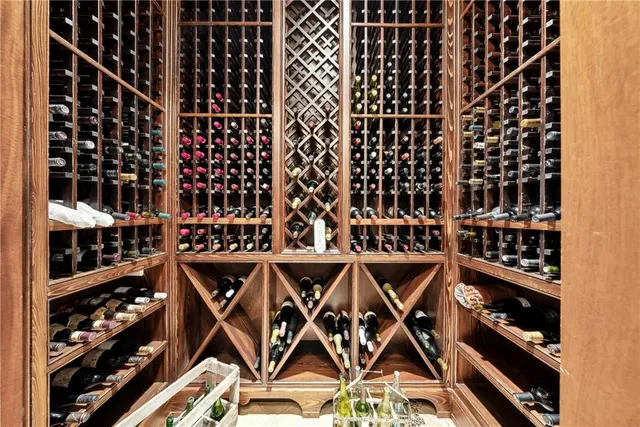 $6,000,000 | 811 Hawks Nest Court, Ball Ground, GA 30107