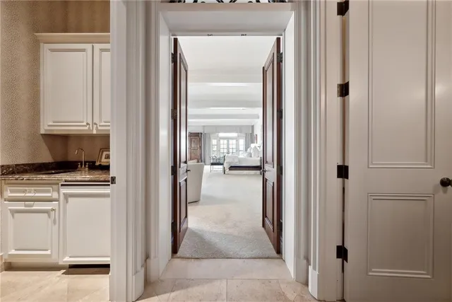 $6,000,000 | 811 Hawks Nest Court, Ball Ground, GA 30107