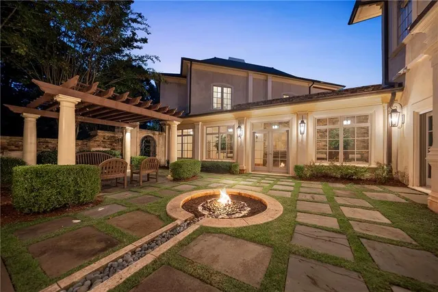 $6,000,000 | 811 Hawks Nest Court, Ball Ground, GA 30107