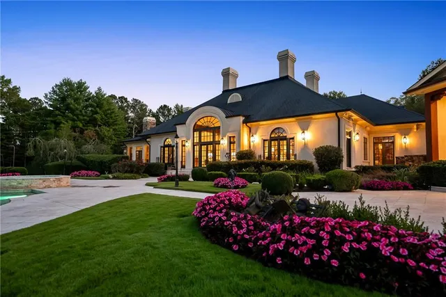 $6,000,000 | 811 Hawks Nest Court, Ball Ground, GA 30107