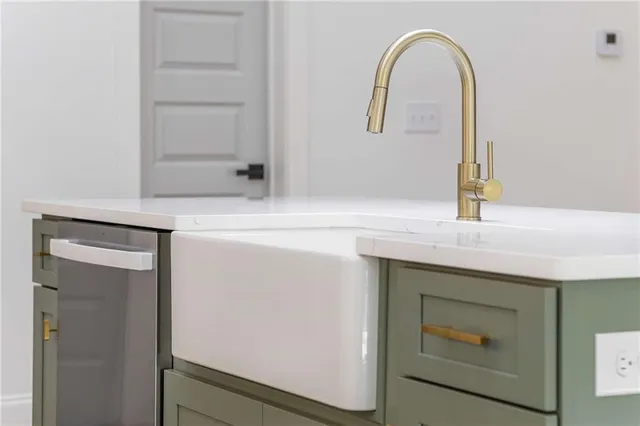 a view of a roof deck with wooden floor and fence