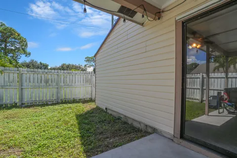 $335,000 | 118 Sherwood Circle, Unit 8A, Jupiter, FL 33458