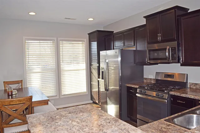 $279,900 | 3030 Capstone Court, Newburgh, IN 47630