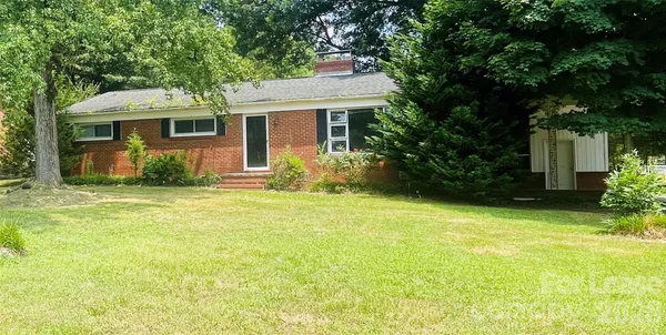 $1,750 | 7125 Pence Road, Charlotte, NC 28215