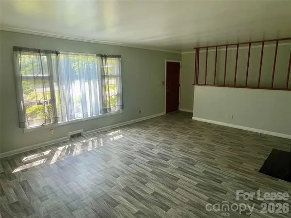 $1,750 | 7125 Pence Road, Charlotte, NC 28215