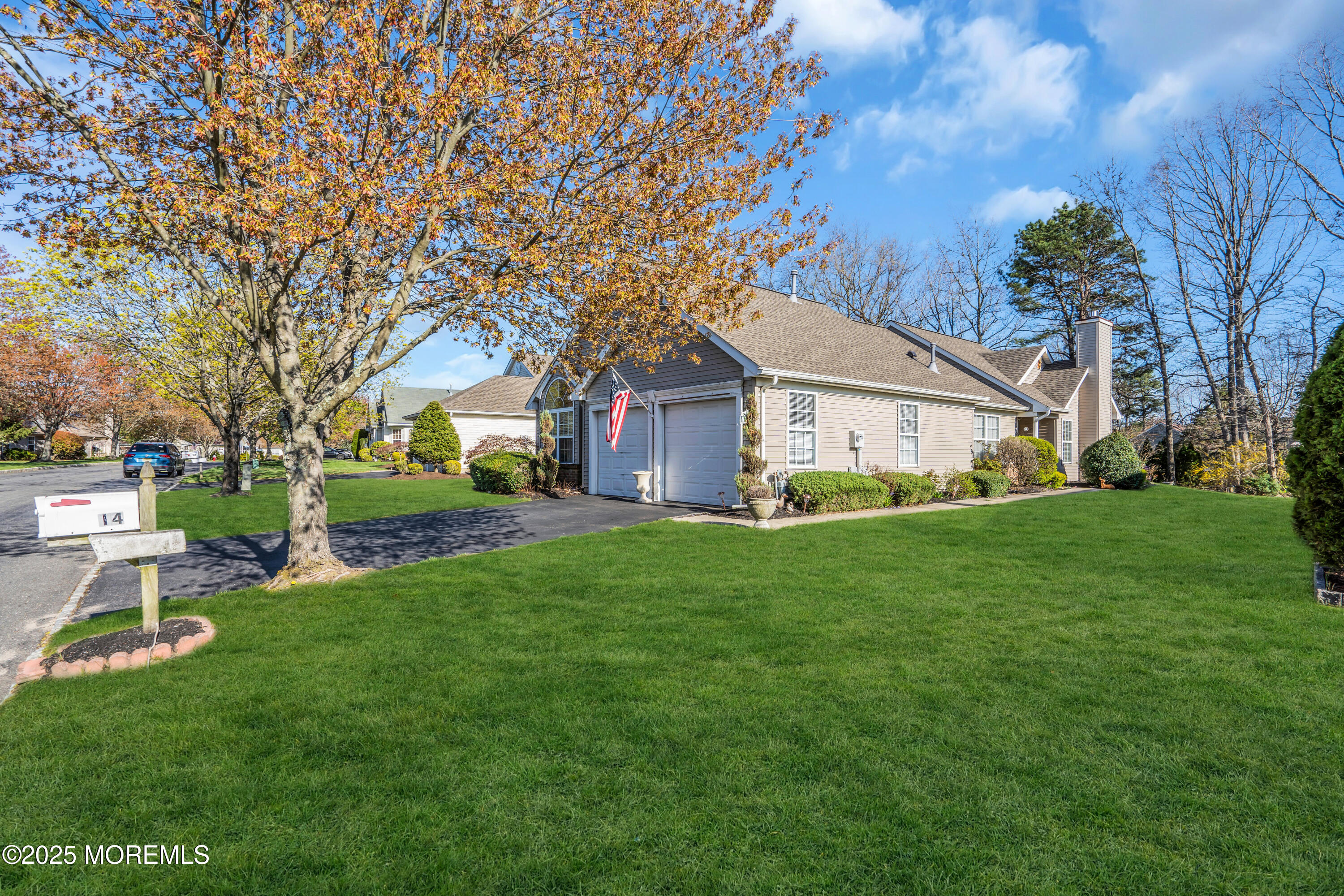 14 Pine Valley Road Lakewood, NJ 08701 - Photo 5 of 56 a view of a yard in front of house