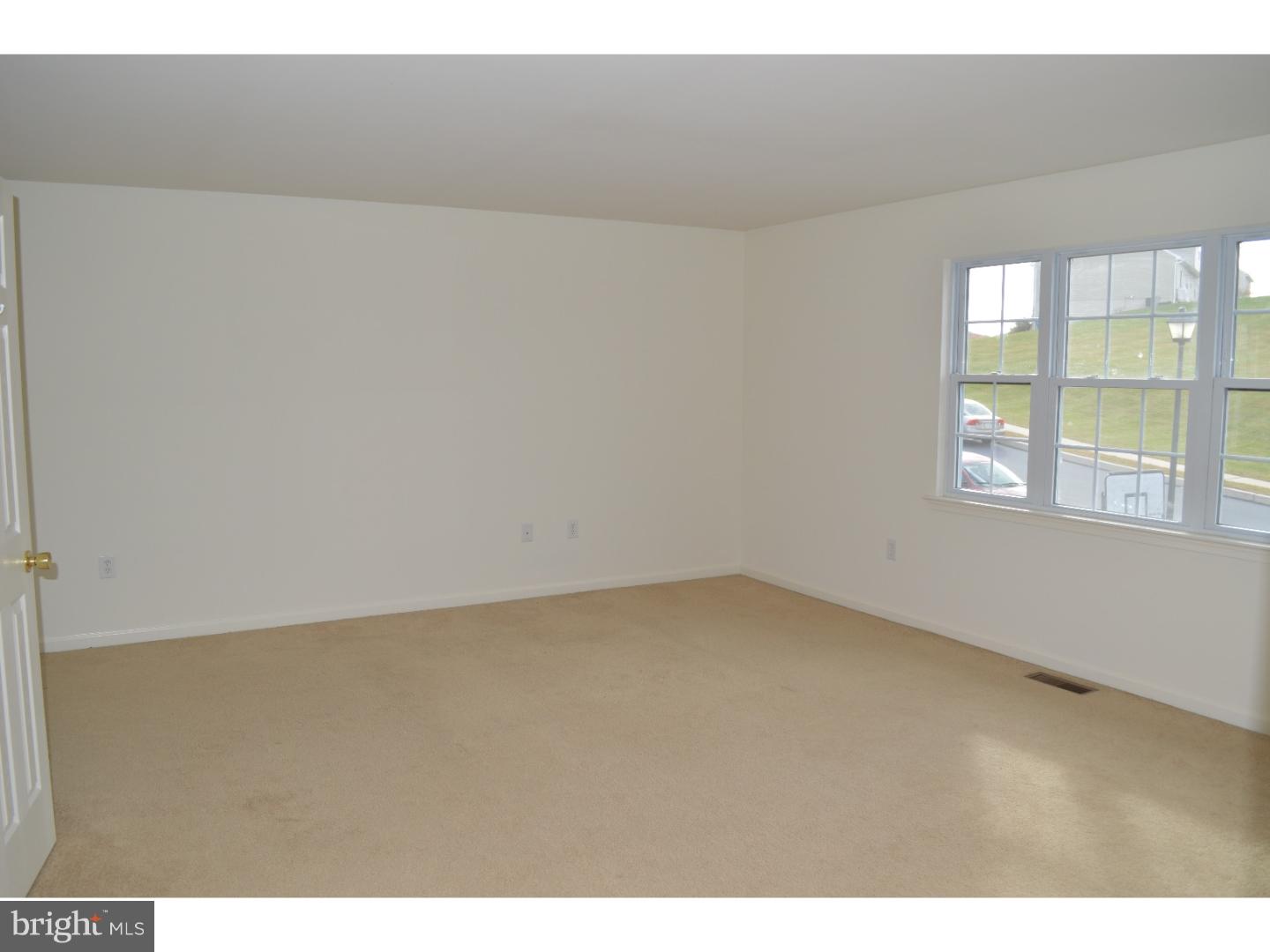 208 Longview Drive Sinking Spring, PA 19608 - Photo 10 of 23 Gallery Image 10