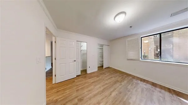 $2,448 | 300 Johnson Ferry Road, Unit A112, Atlanta, GA 30328