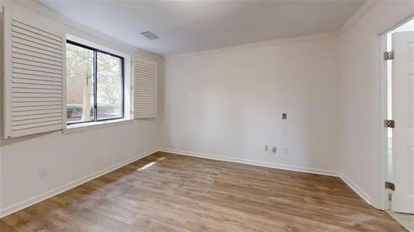 $2,448 | 300 Johnson Ferry Road, Unit A112, Atlanta, GA 30328