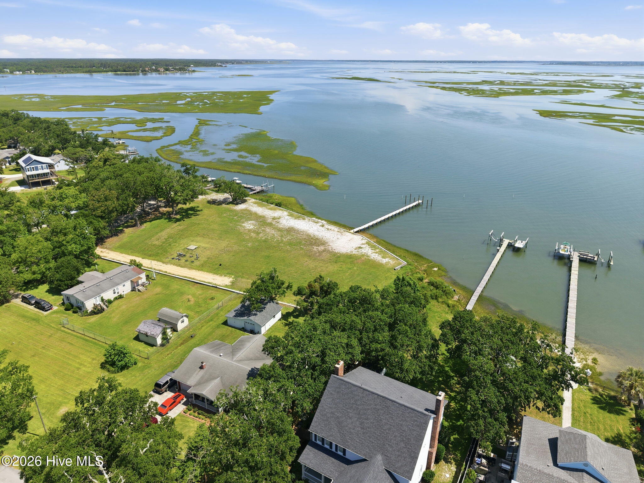 184 Lennoxville Point Road Beaufort, NC 28516 - Photo 9 of 23