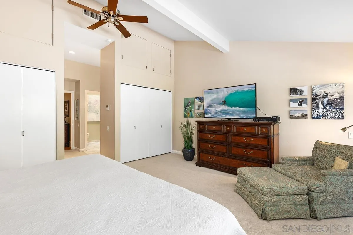 5625 Caminito Isla La Jolla, CA 92037 - Photo 12 of 29 a living room with furniture and a flat screen tv