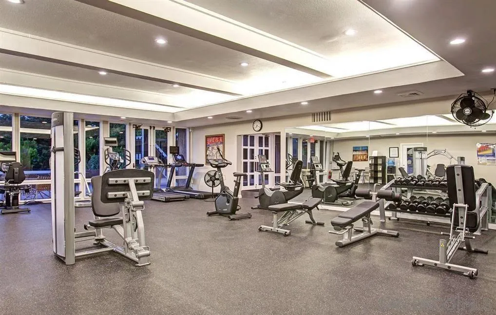5625 Caminito Isla La Jolla, CA 92037 - Photo 29 of 29 a view of a room with gym equipment