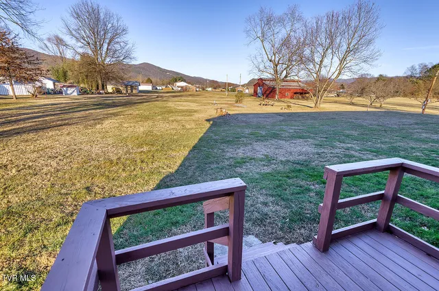 $1,000 | 109 Midnight Drive, Unit 2, Elizabethton, TN 37643