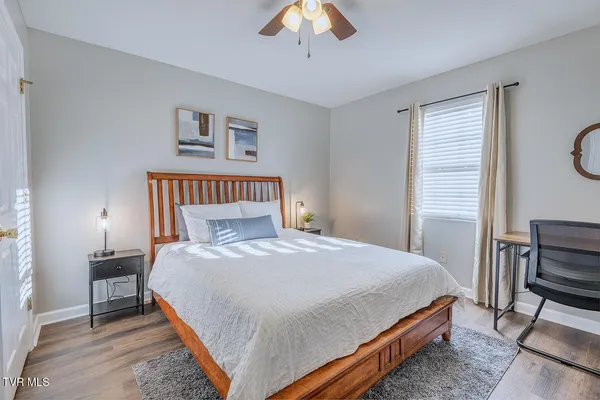 $1,200 | 109 Midnight Drive, Unit 2, Elizabethton, TN 37643