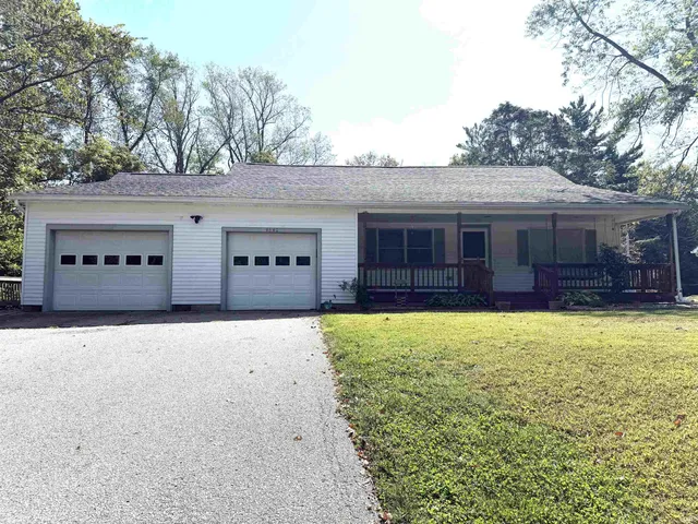 $169,900 | 4640 North Sr 67 Highway, Bruceville, IN 47516