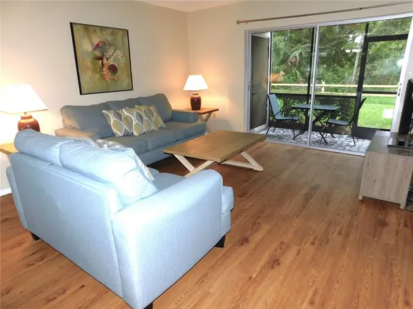 $165,000 | 105 Palmetto Court, Oldsmar, FL 34677