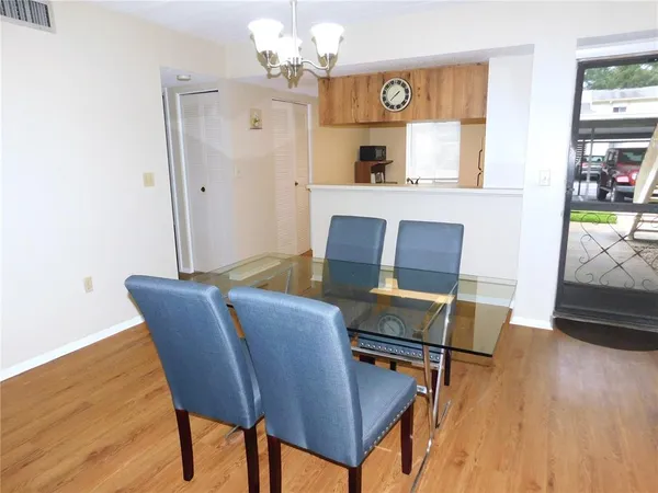 $165,000 | 105 Palmetto Court, Oldsmar, FL 34677