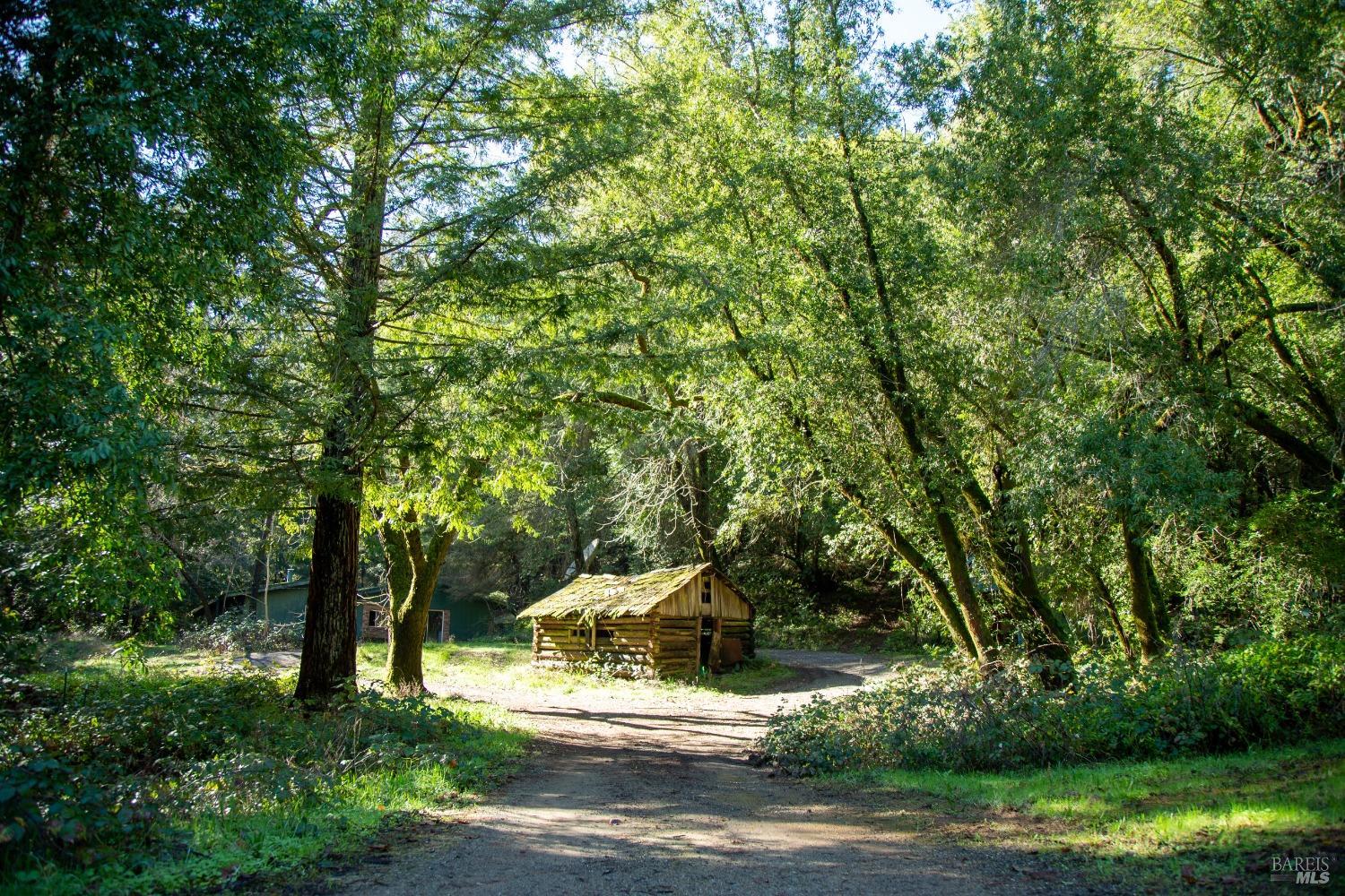 1490 Felta Road Healdsburg, CA 95448 - Photo 4 of 16